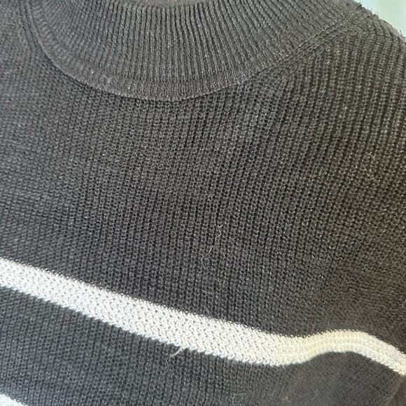 Polo Ralph Lauren Black Striped Mock Neck Sweater – Button Shoulder, Women’s - Picture 4 of 9